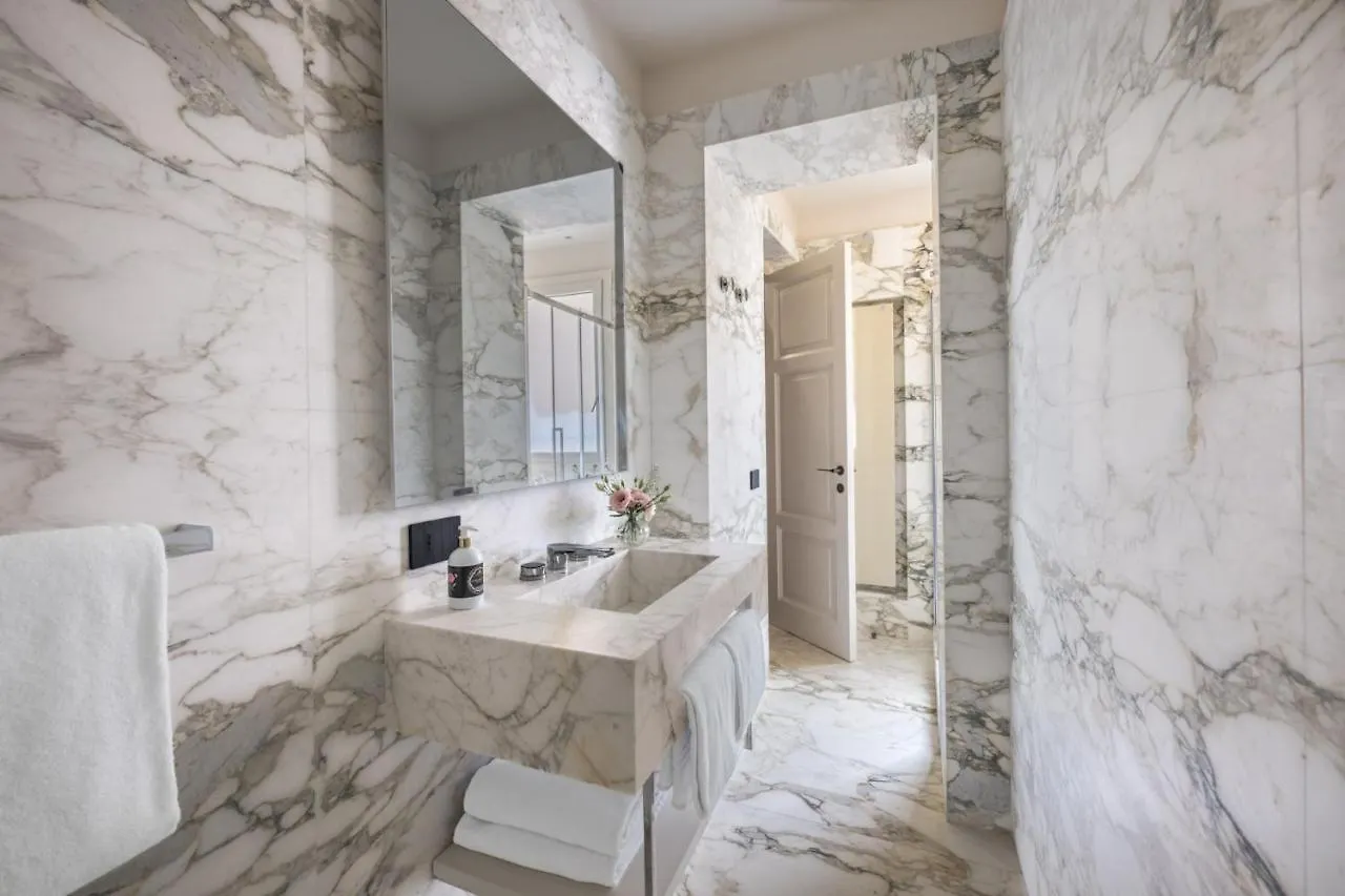 Apartments Florence - Palazzo Signoria Luxury Apartments 9